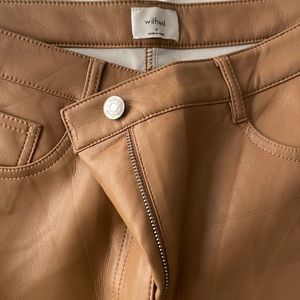 Wilfred aritzia
The Melina™ Pant Size 8 tall 5”7  Constant Camel vegan leather